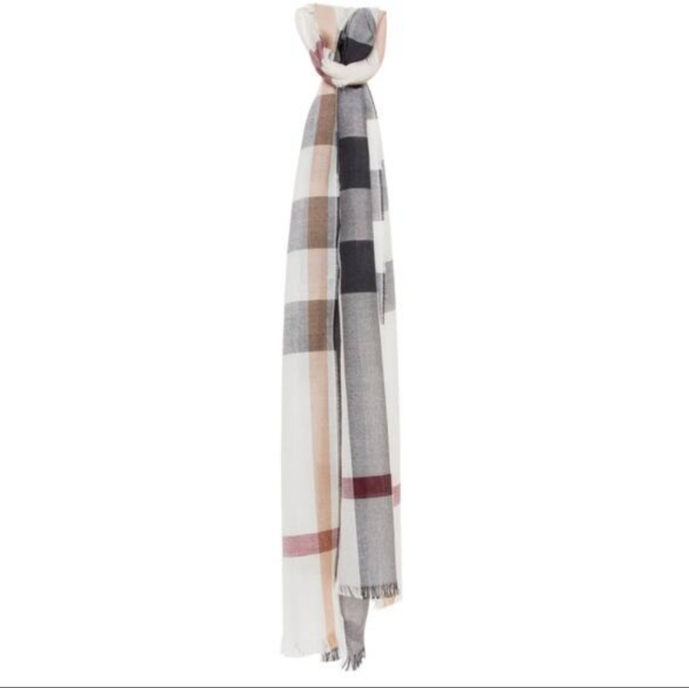 Burberry silk blend